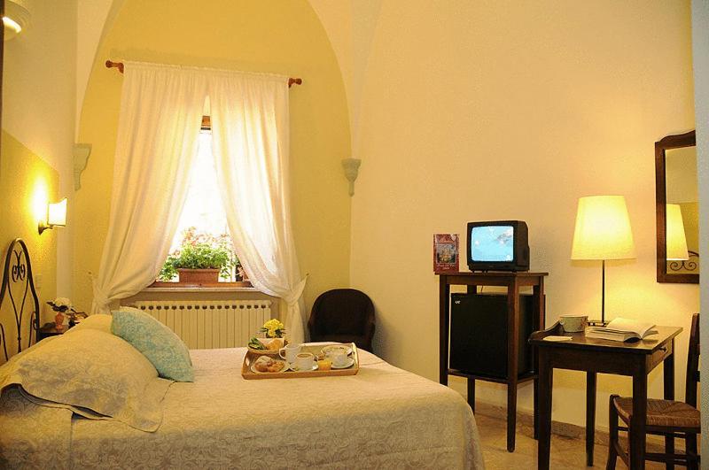 Albergo Duomo Montepulciano Phòng bức ảnh